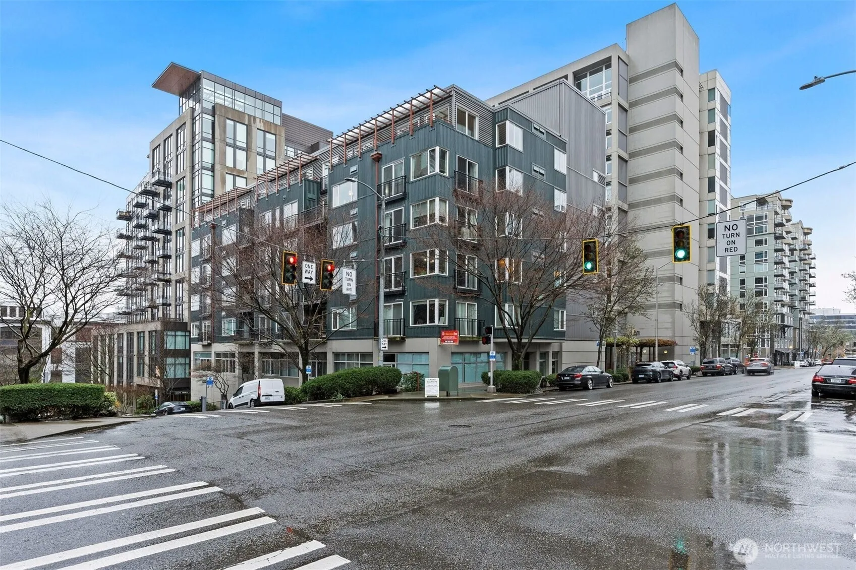 Property photo for 2717 Western Avenue #624, Seattle