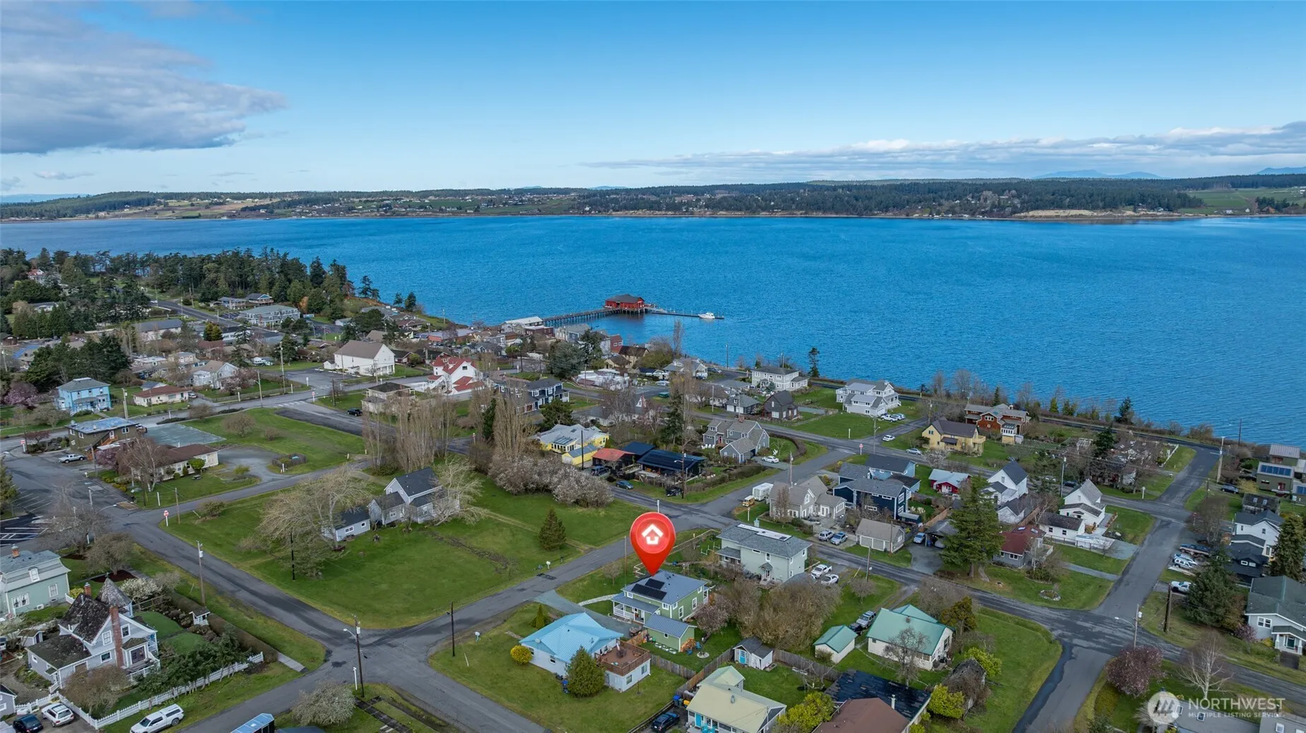 Property photo for 705 Ne Haller Street, Coupeville