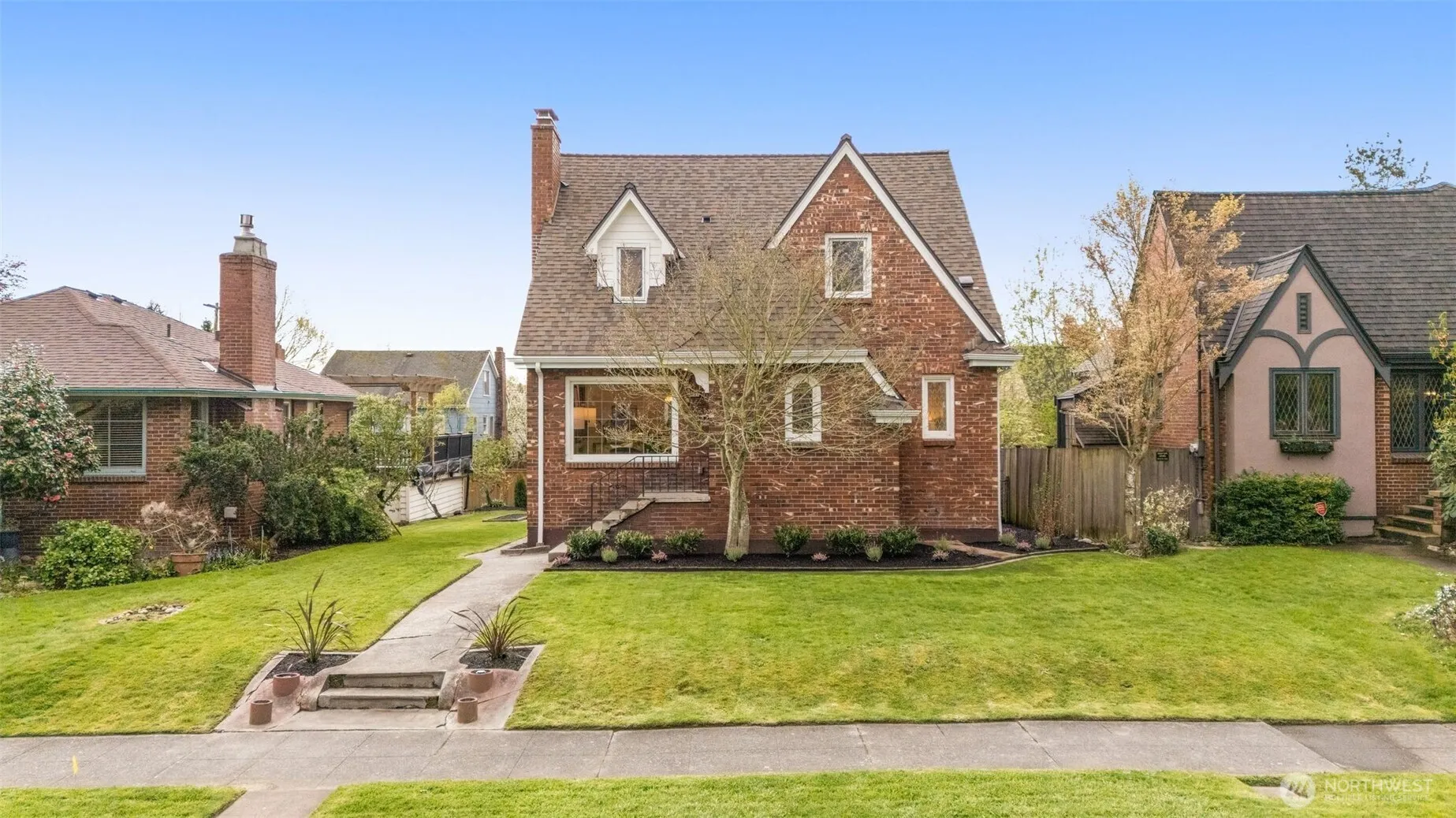 Property photo for 821 Nw 57th Street, Seattle
