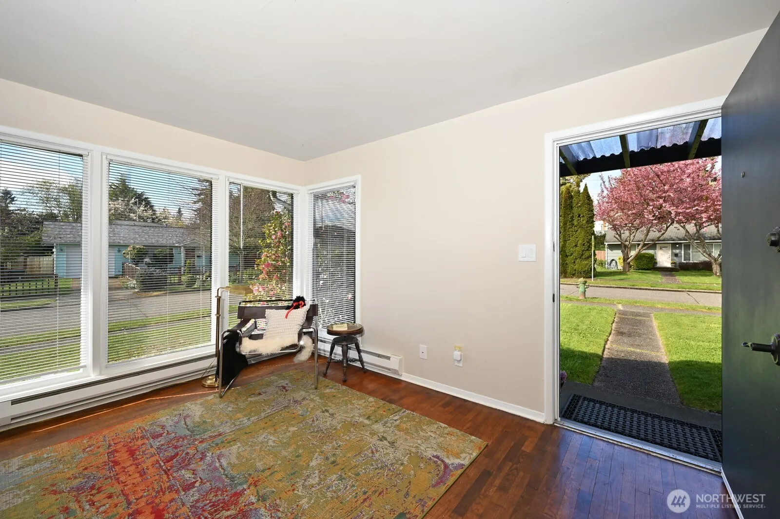 Property photo for 9328 31st Avenue Sw, Seattle photo 5