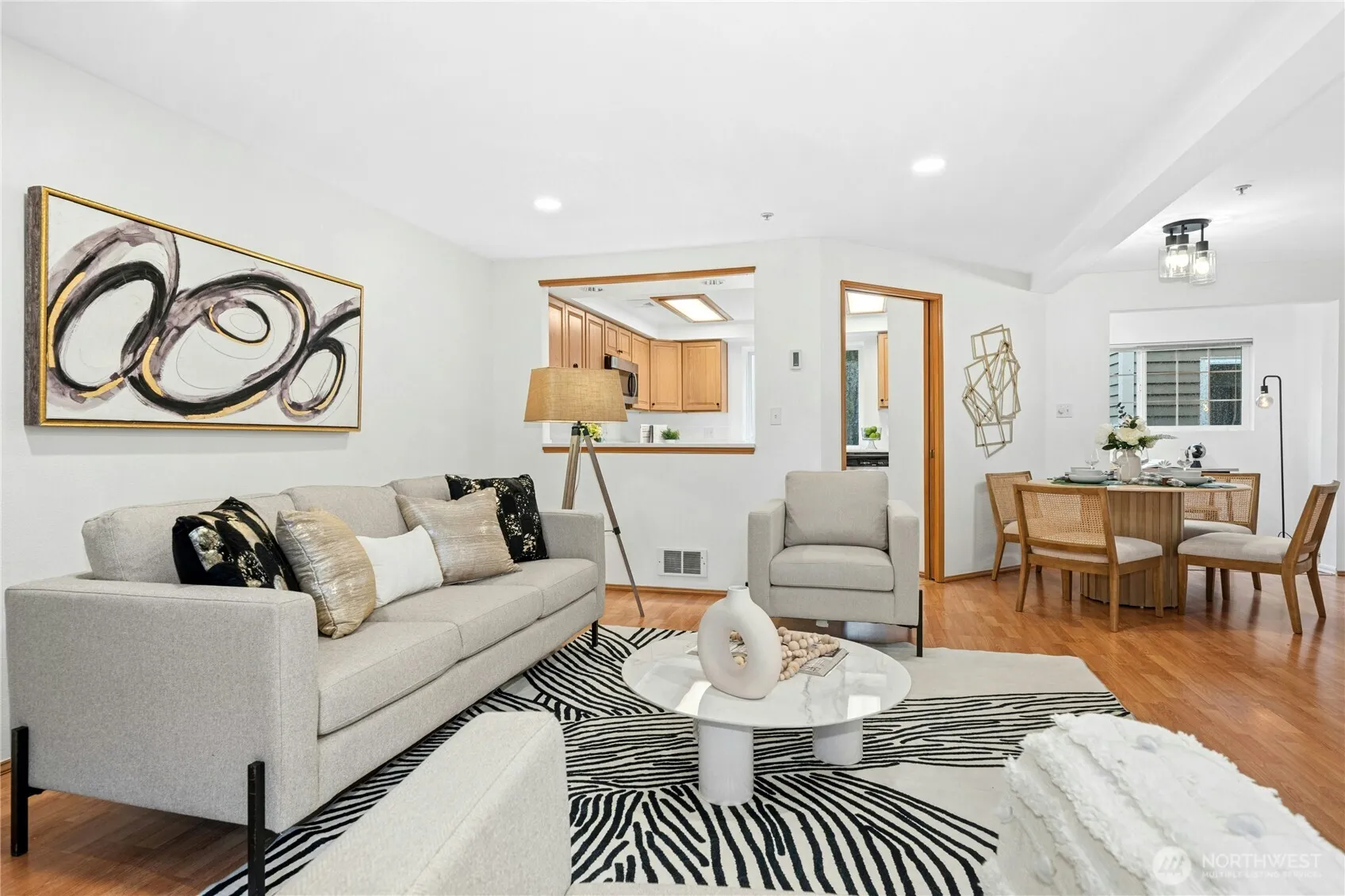 Property photo for 726 N 94th Street #b, Seattle photo 5