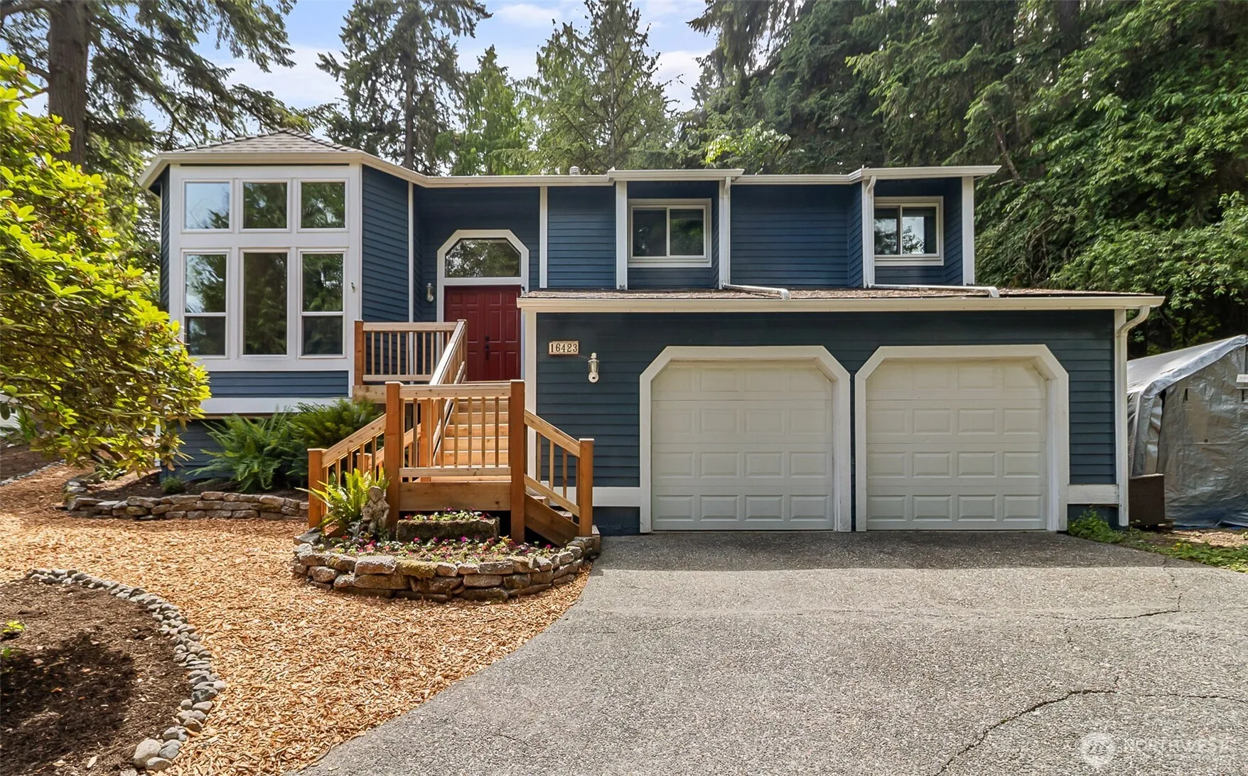 Property photo for 16423 179th Place Ne, Woodinville photo 2