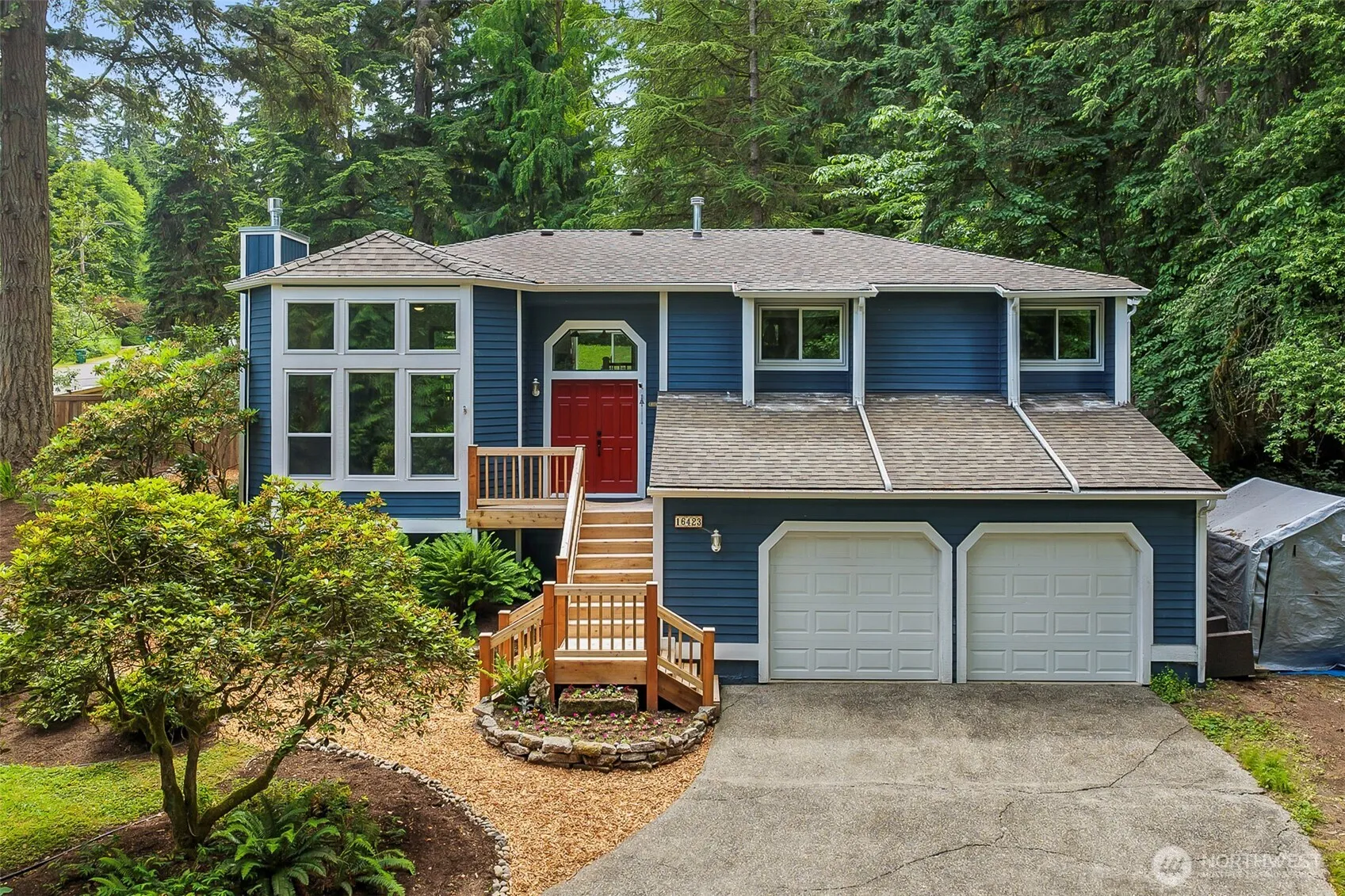 Property photo for 16423 179th Place Ne, Woodinville photo 4
