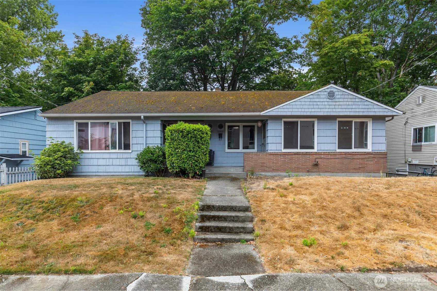 Property photo for 10450 Alderbrook Place Nw, Seattle