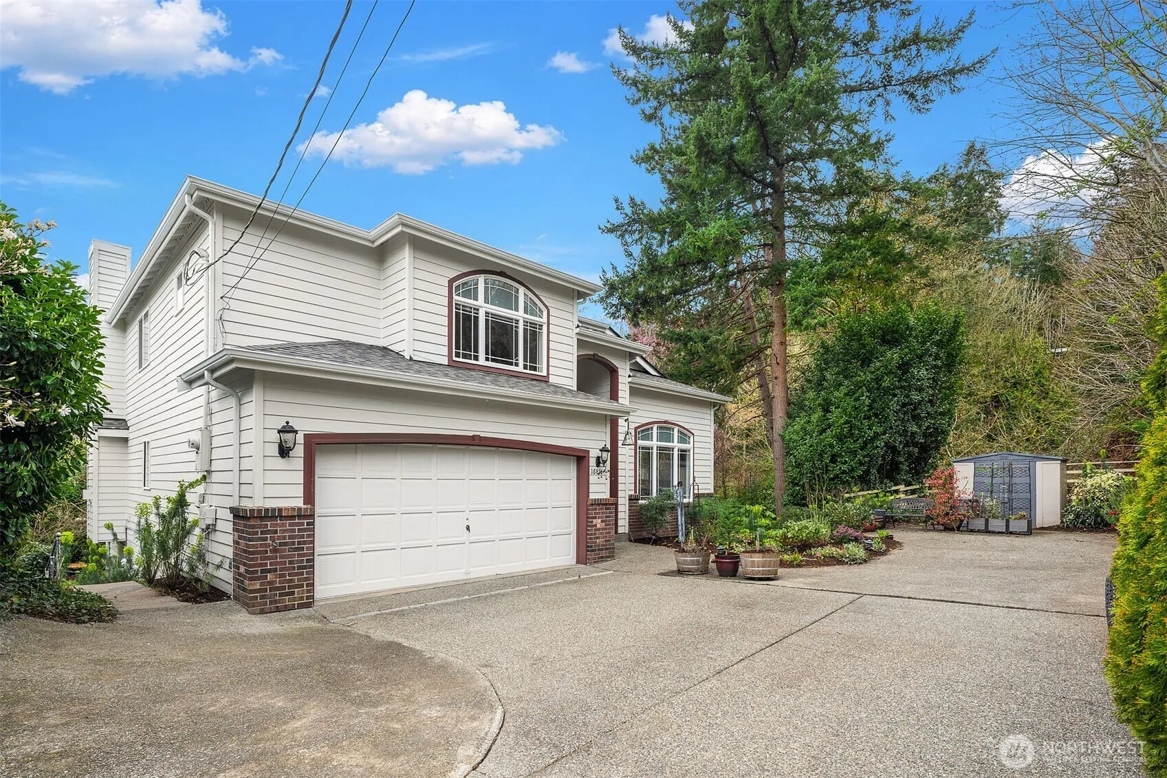 Property photo for 16811 10th Avenue Sw, Normandy Park photo 2