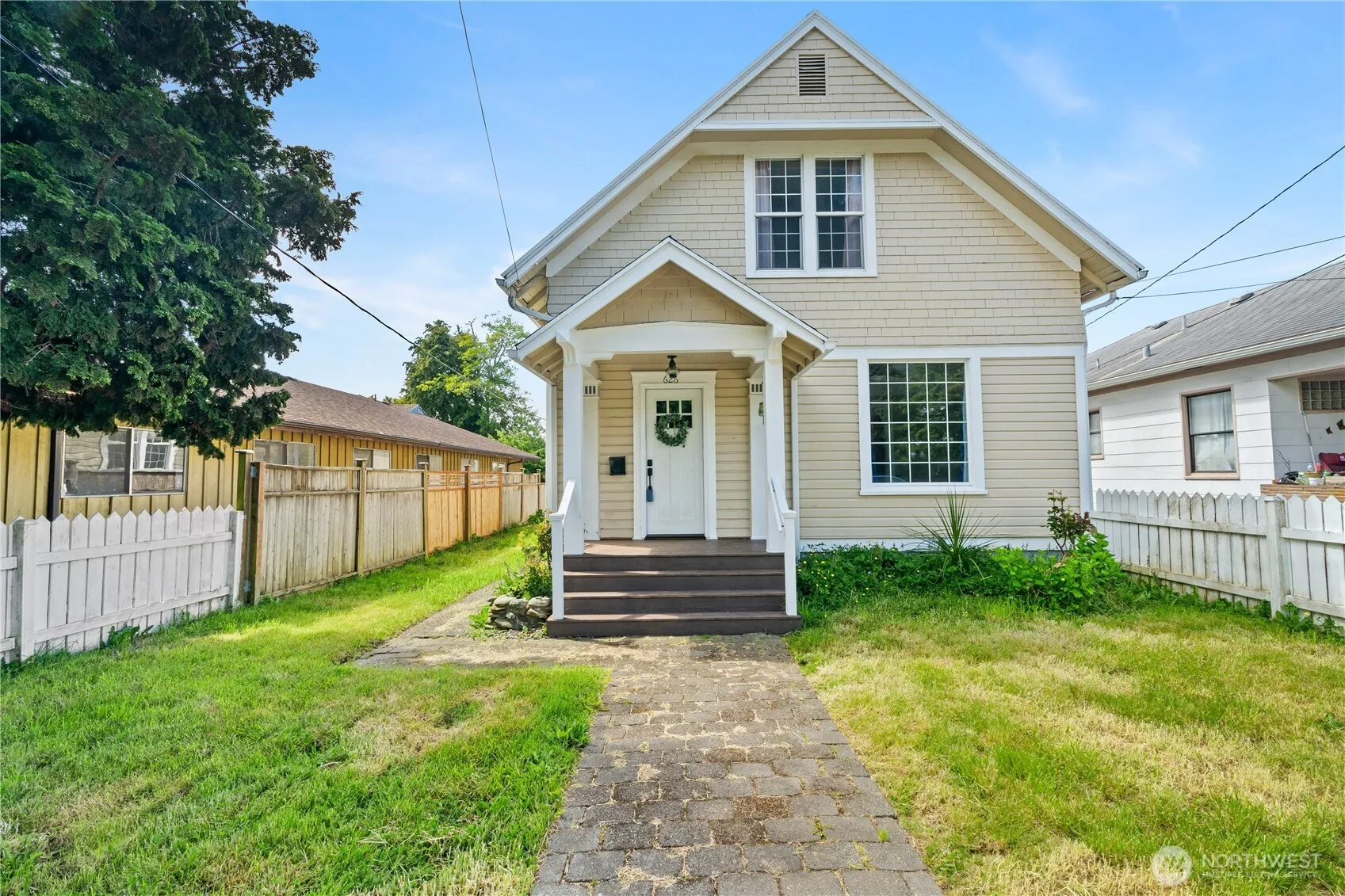 Property photo for 626 Eklund Avenue, Hoquiam
