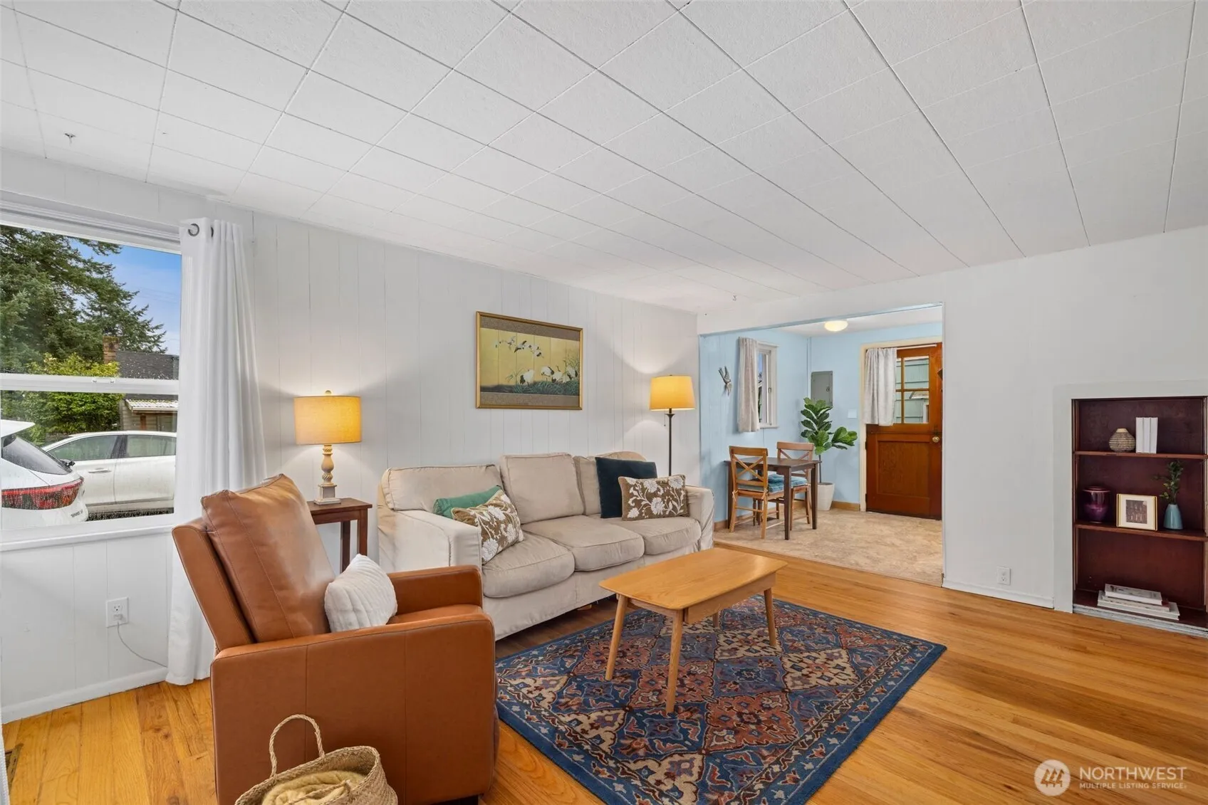 Property photo for 11437 Cornell Avenue S, Seattle photo 5