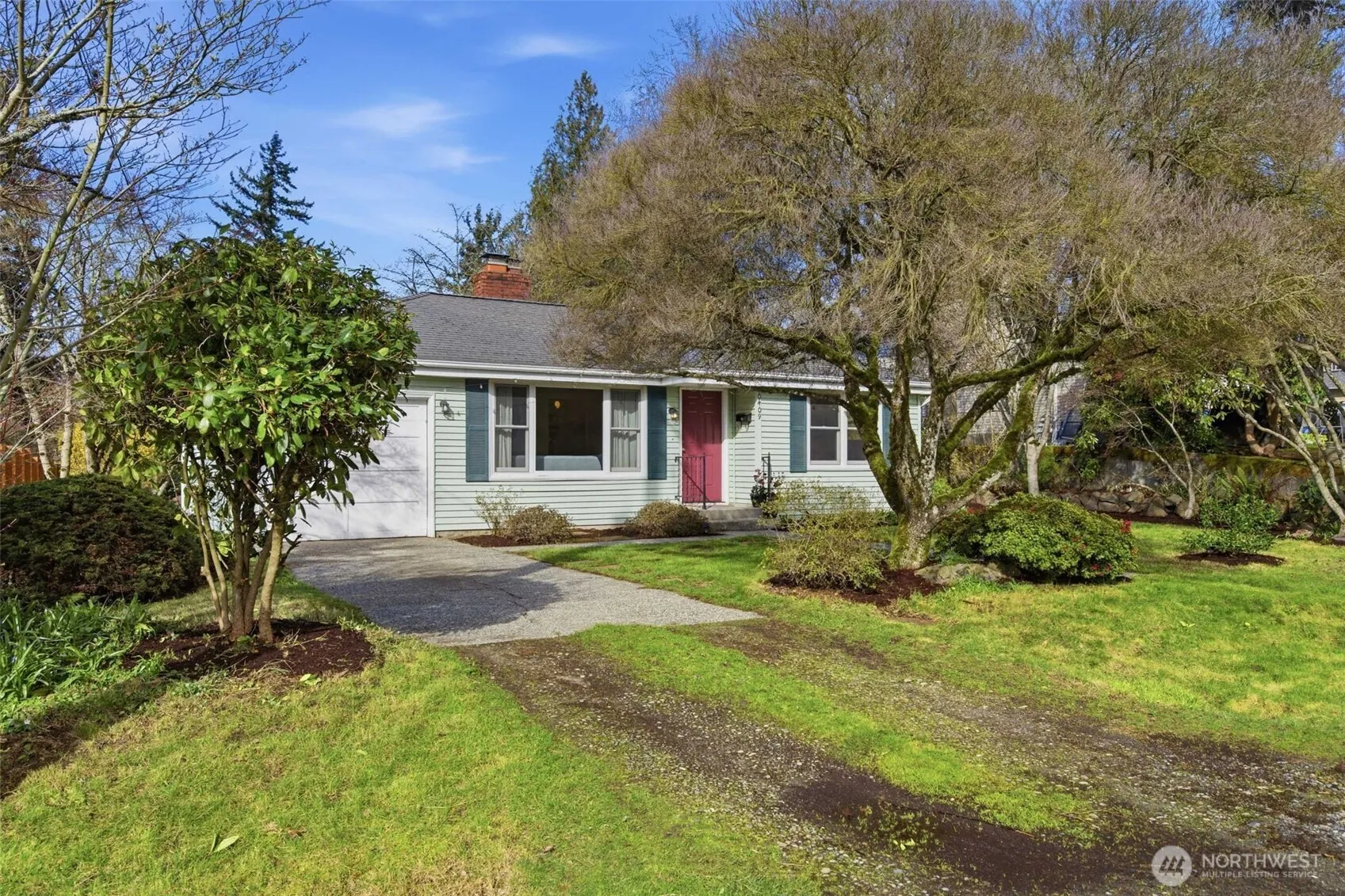 Property photo for 10409 39th Avenue Sw, Seattle photo 4