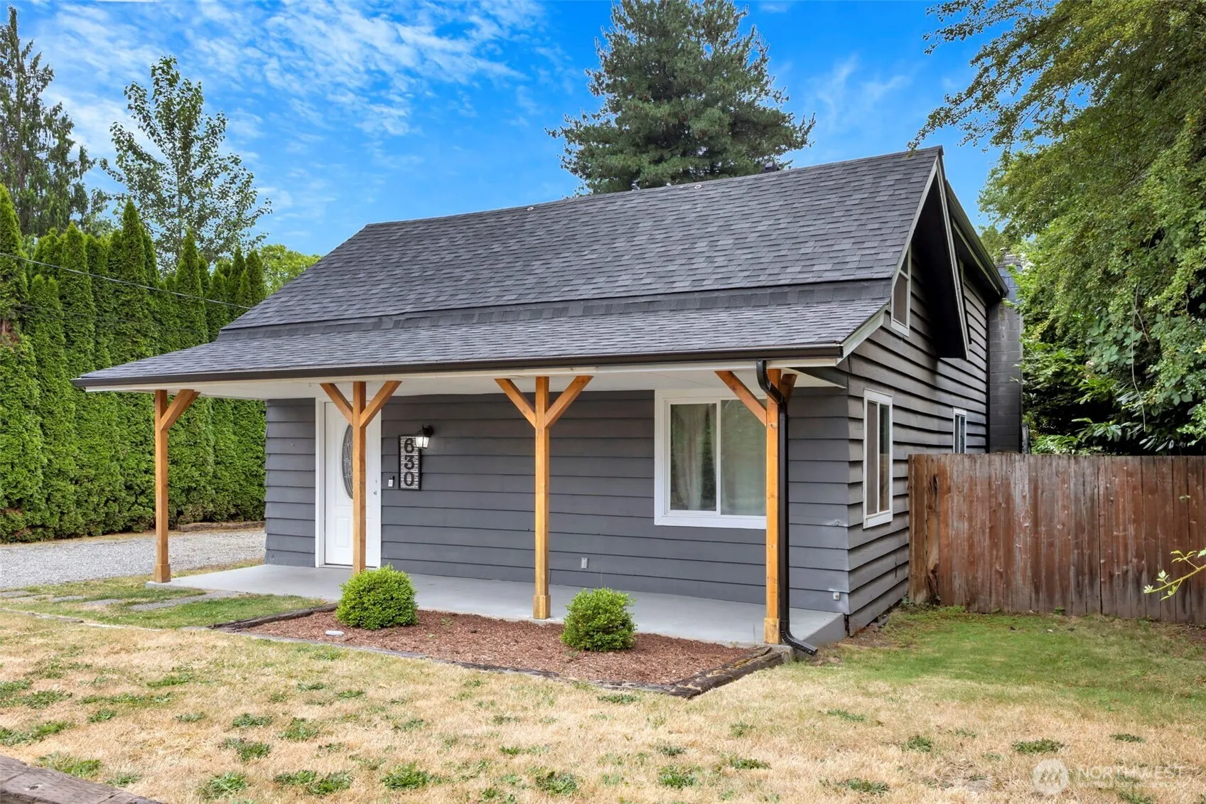 Property photo for 630 17th Street Se, Puyallup photo 3