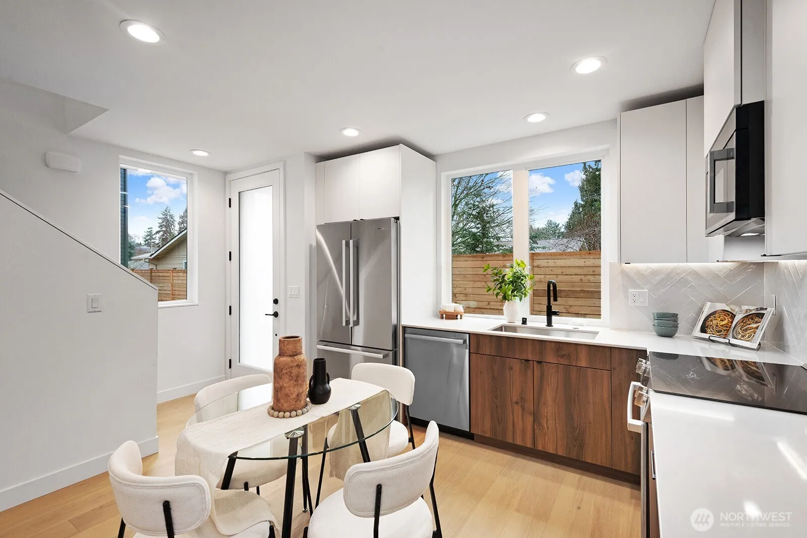 Property photo for 3214 47th Avenue Sw, Seattle photo 3
