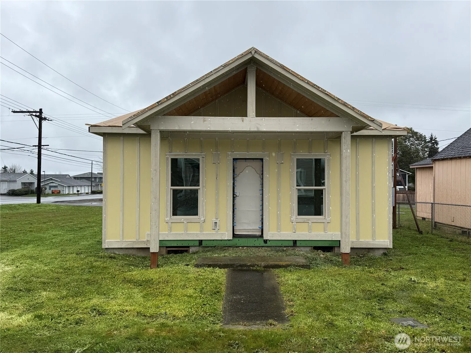 Property photo for 490 W Spruce Street, Sequim