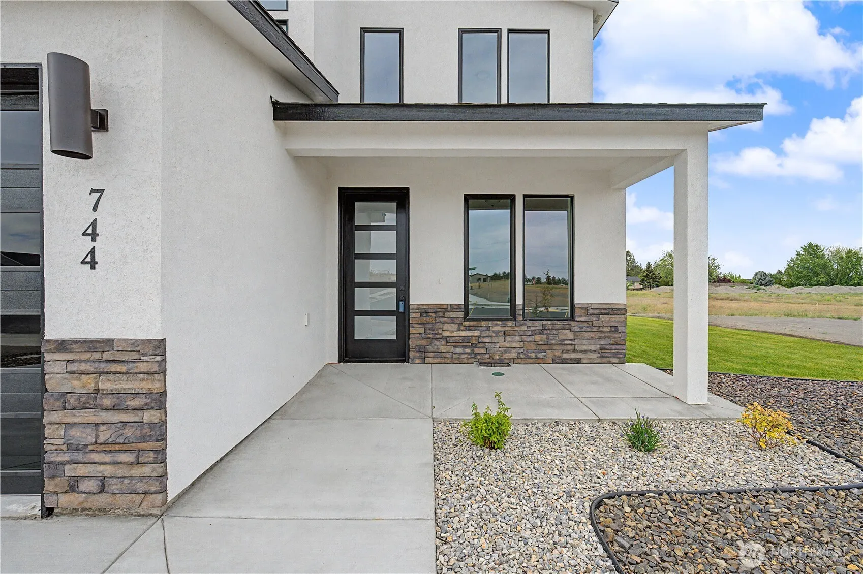 Property photo for 744 N Widgeon Street, Moses Lake photo 3