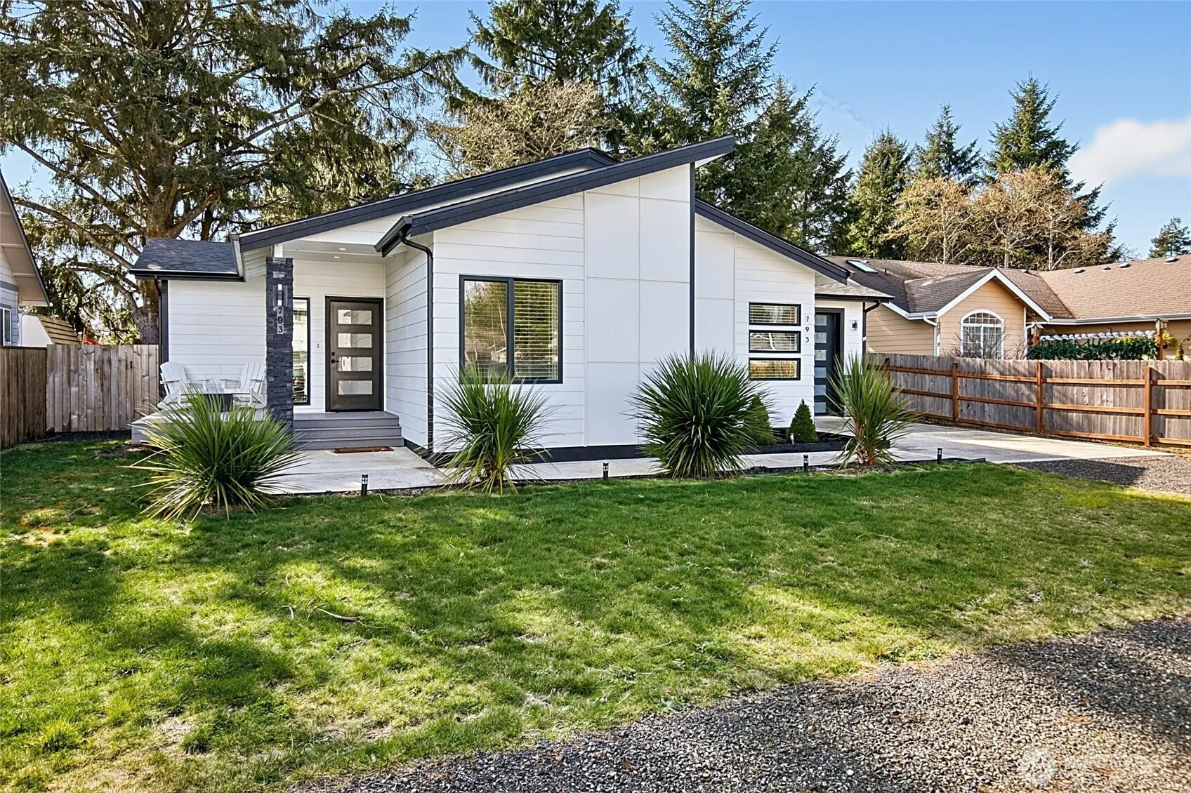 Property photo for 793 Island Circle Se, Ocean Shores photo 3