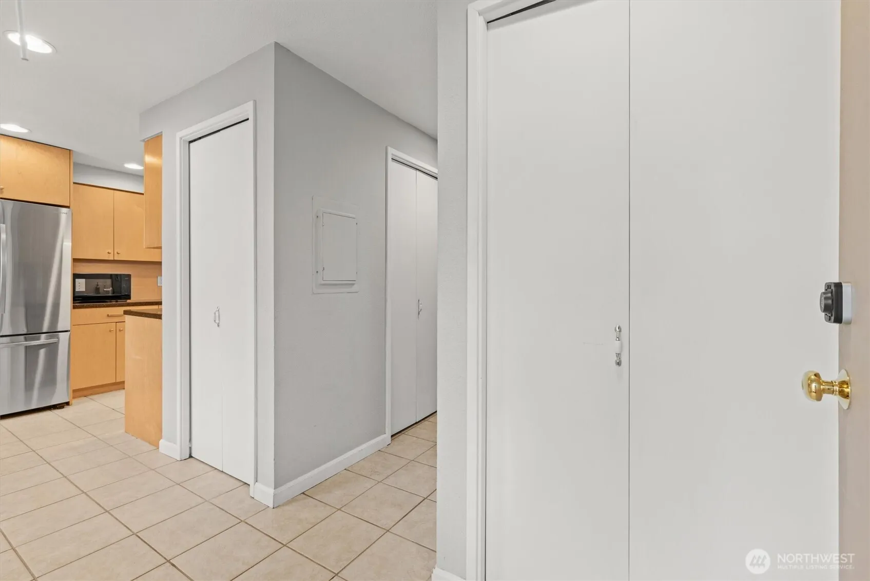 Property photo for 8225 212th Street Sw #304, Edmonds photo 3
