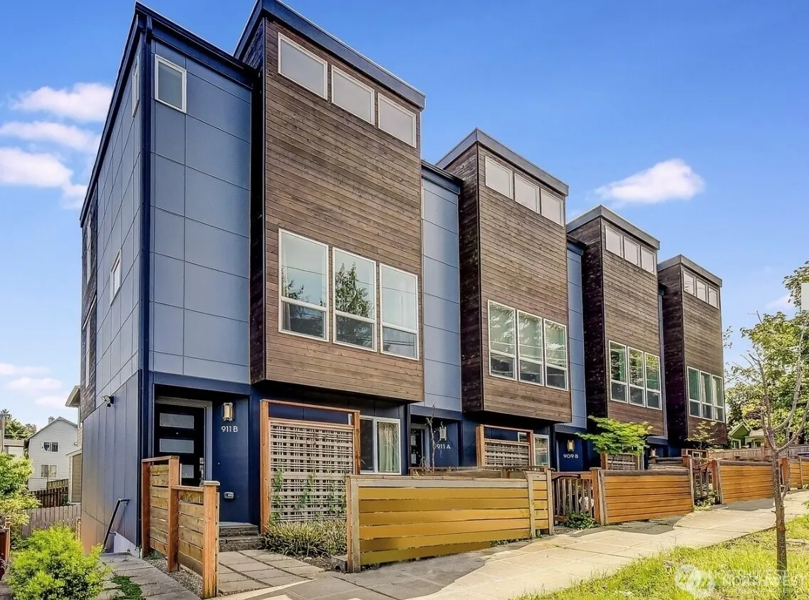 Property photo for 911 N 104th Street #a, Seattle