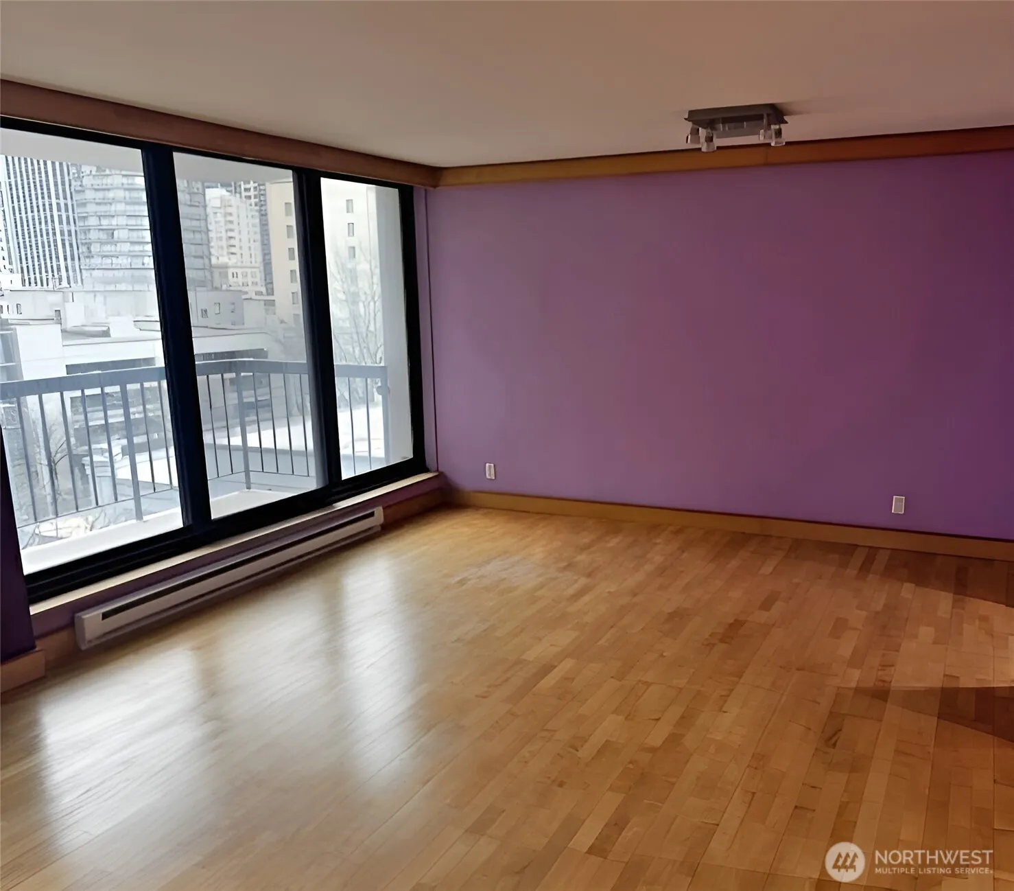 Property photo for 2100 3rd Avenue #505, Seattle photo 3