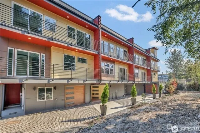 Property photo for 3117 Ne 133rd Street #d, Seattle