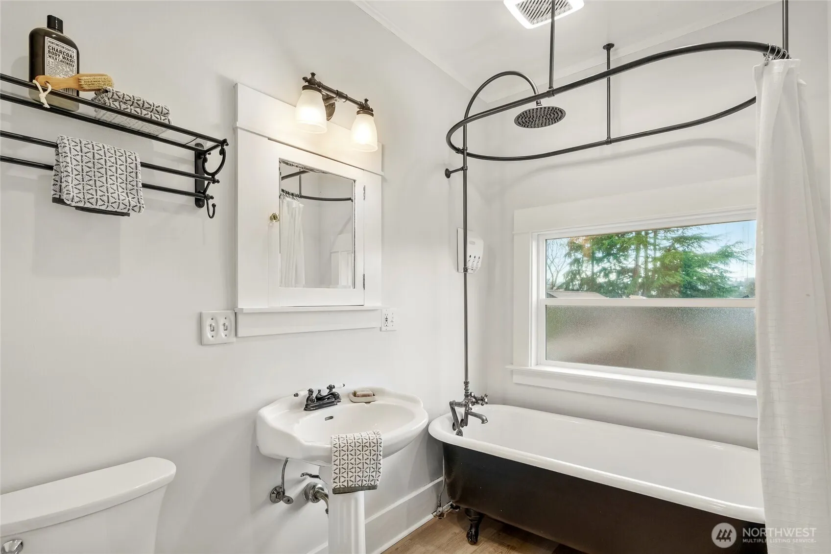 Property photo for 1617 33rd Avenue, Seattle photo 5