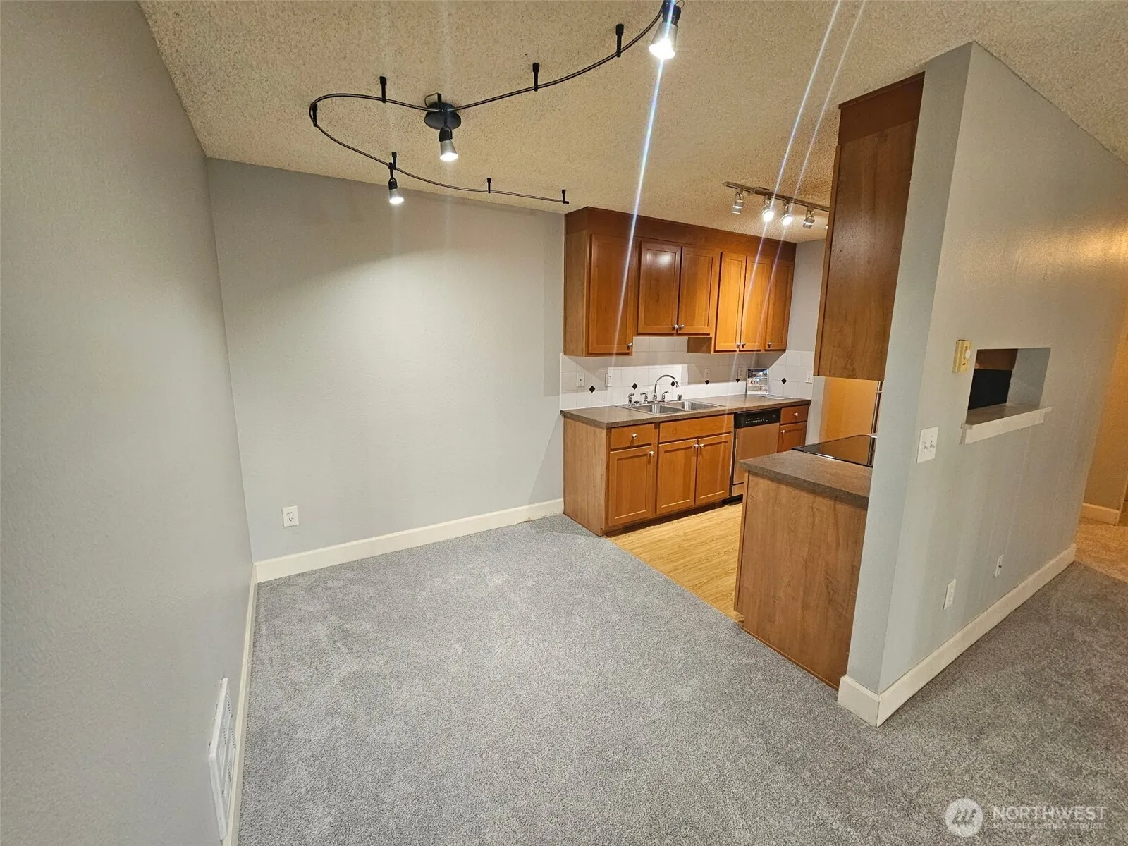 Property photo for 8025 234th Street Sw #103, Edmonds photo 4