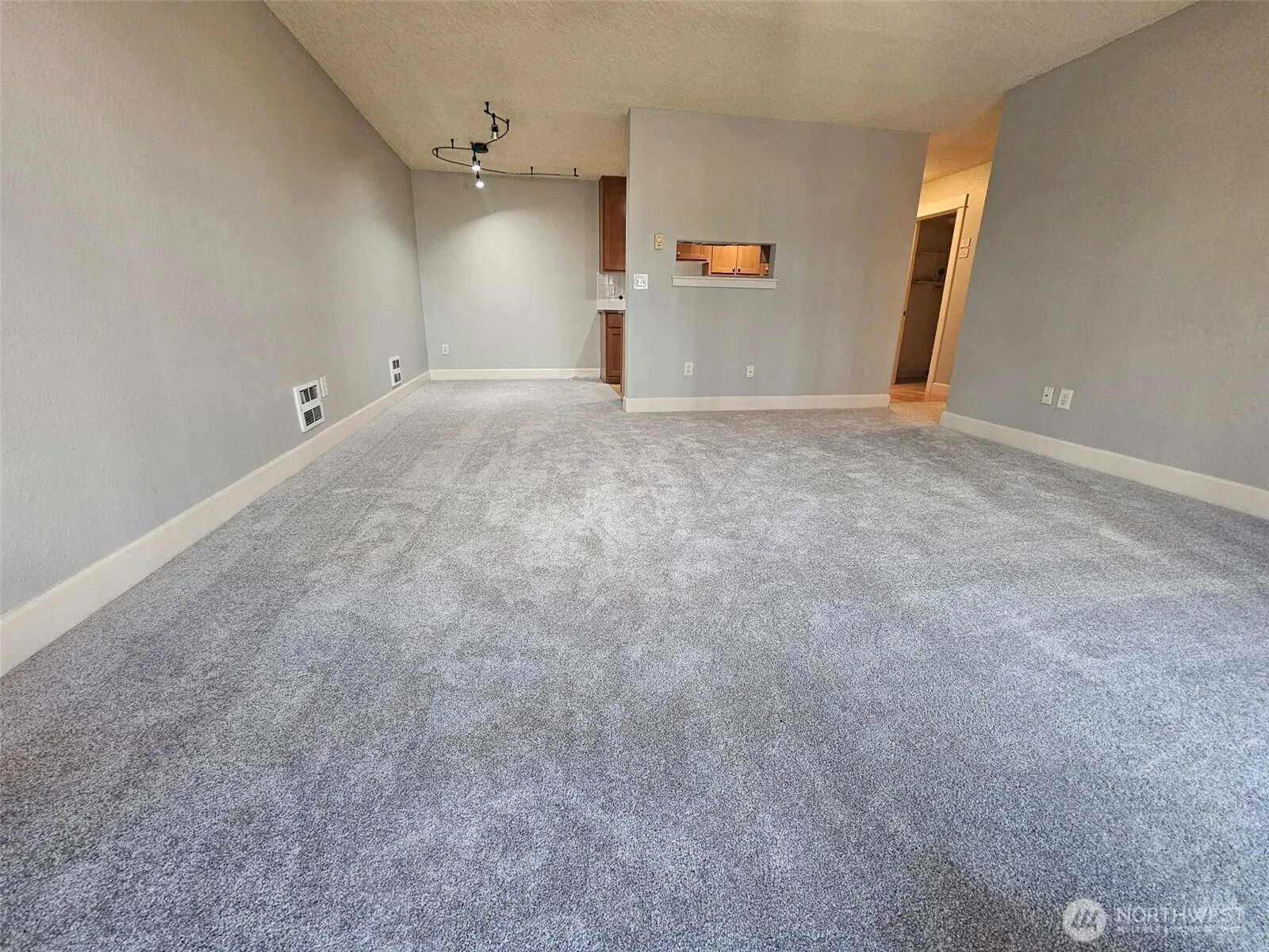Property photo for 8025 234th Street Sw #103, Edmonds photo 5