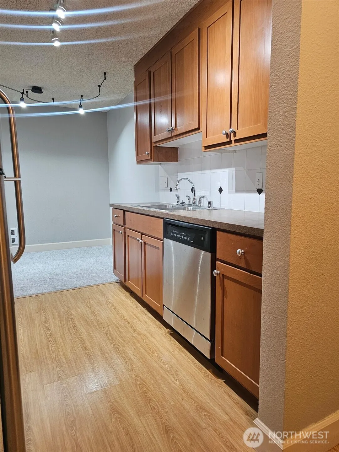 Property photo for 8025 234th Street Sw #103, Edmonds photo 2