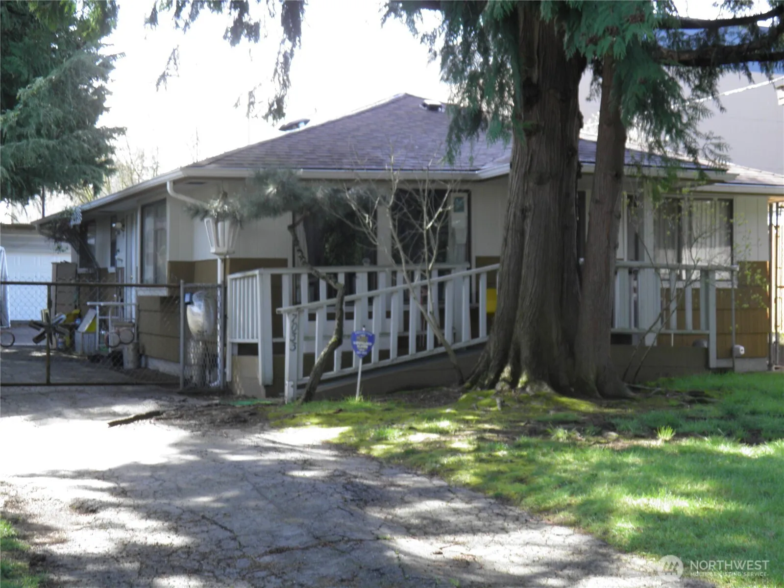 Property photo for 7033 S 116th Place, Seattle