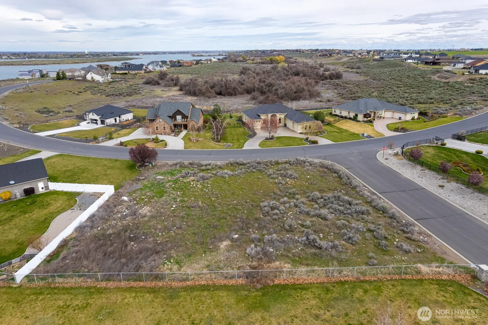 Property photo for 7741 Dune Lake Road Se, Moses Lake photo 5