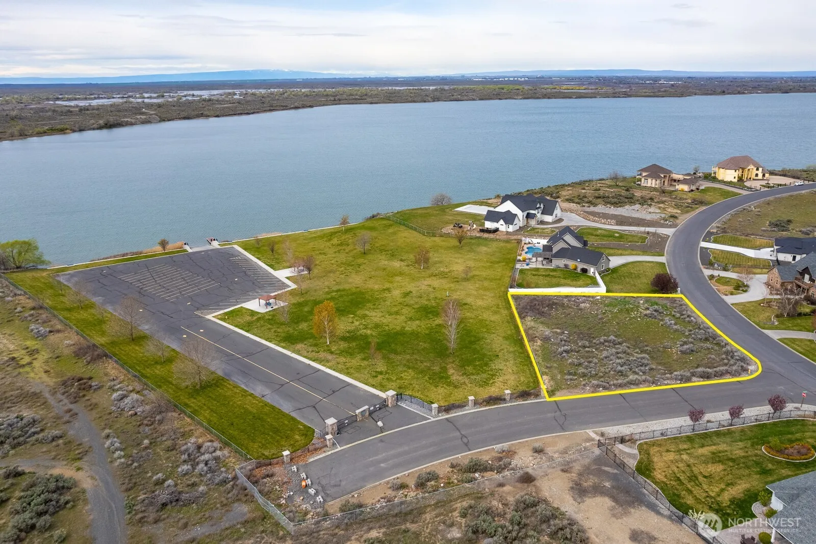 Property photo for 7741 Dune Lake Road Se, Moses Lake photo 2