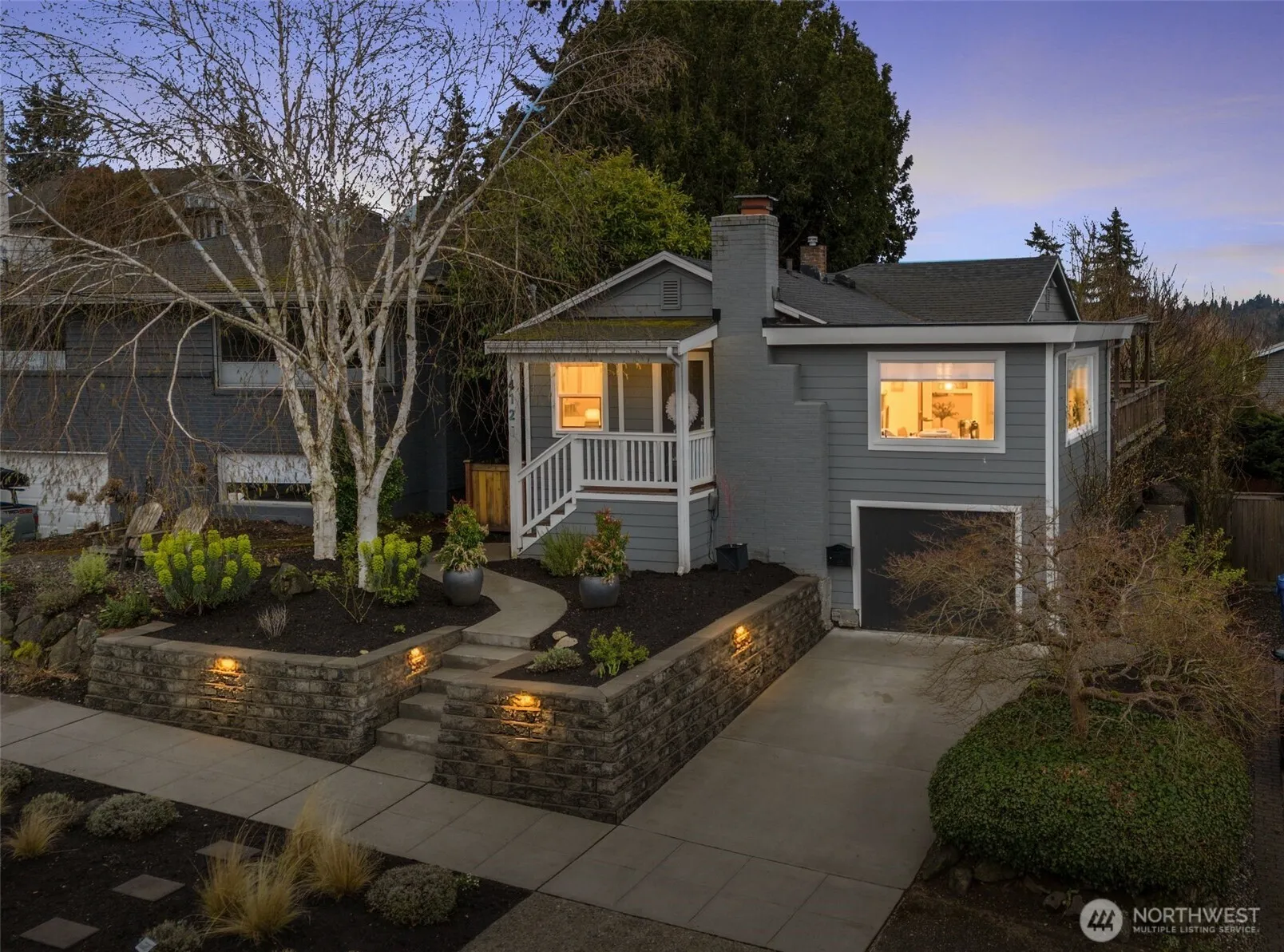 Property photo for 4123 Sw Rose Street, Seattle photo 2