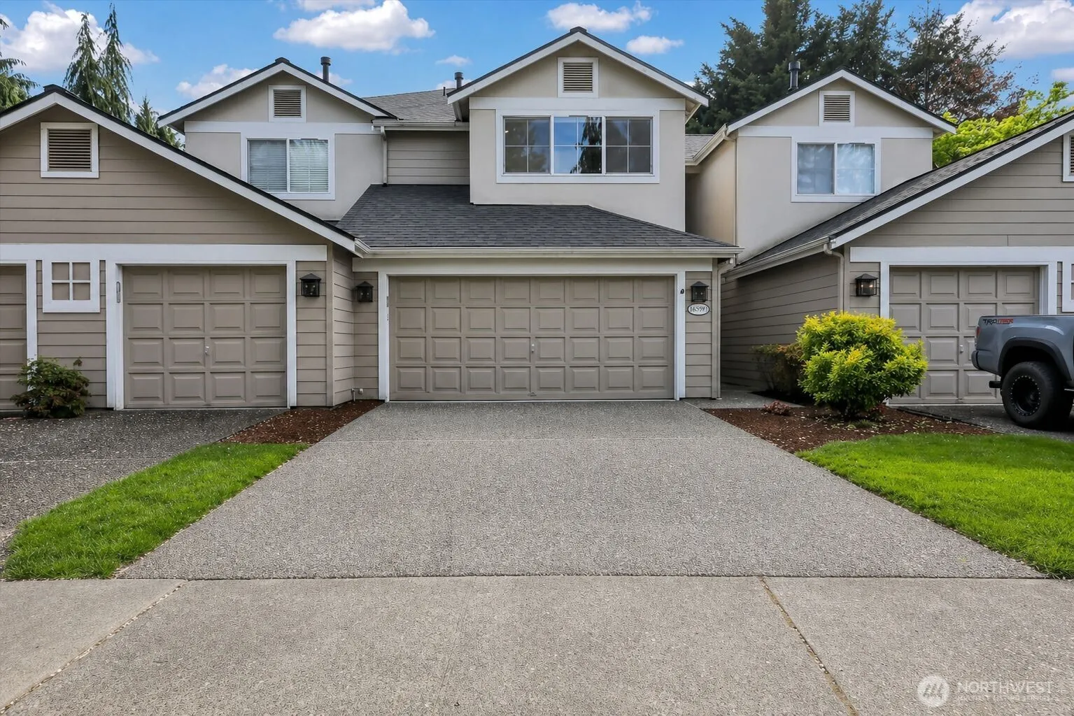 18397 Ne 97th Court, Redmond
