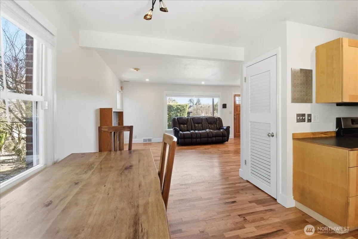 Property photo for 3803 42nd Avenue S, Seattle photo 5