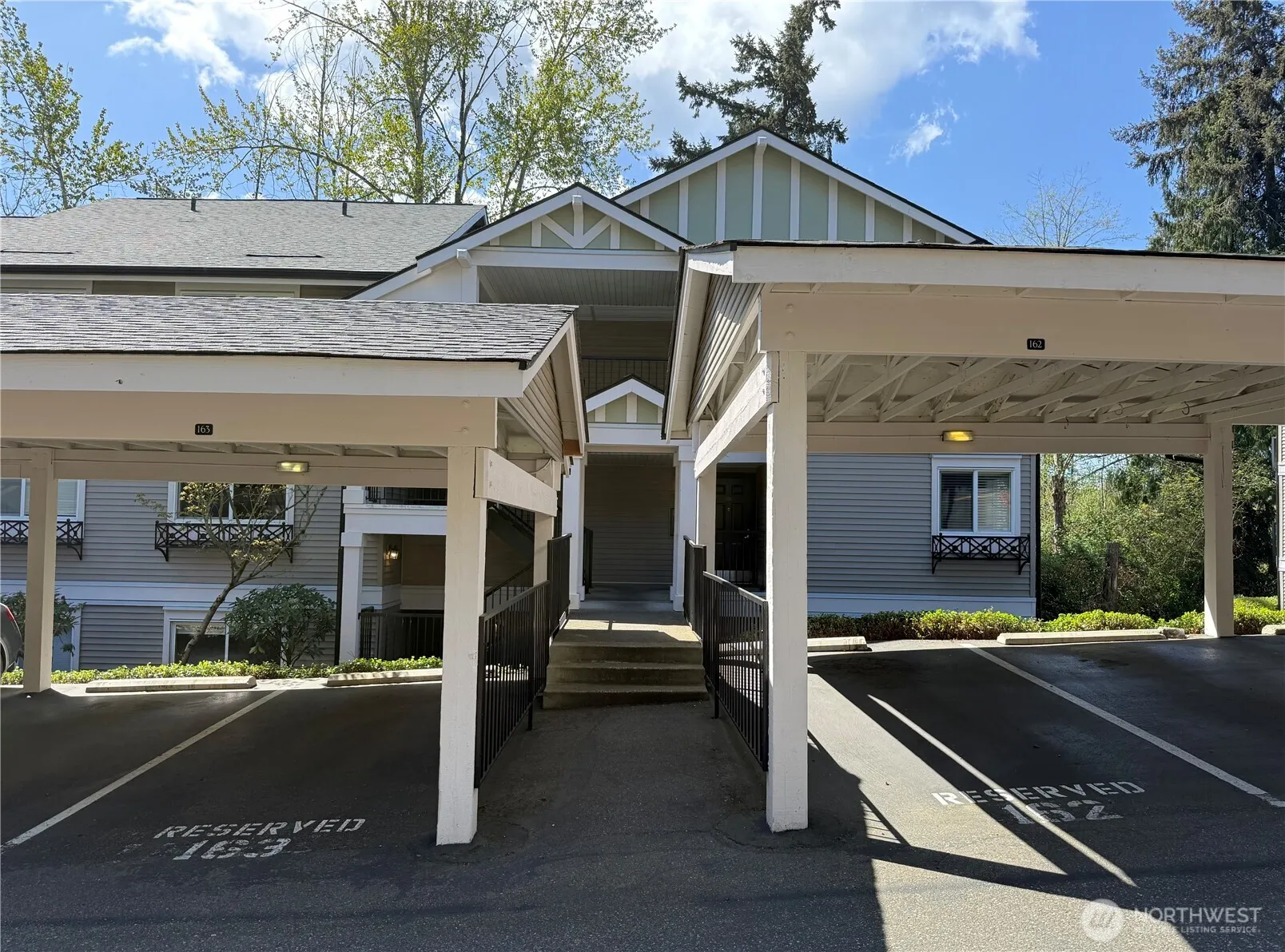 Property photo for 11309 Ne 128th Street #f104, Kirkland photo 3