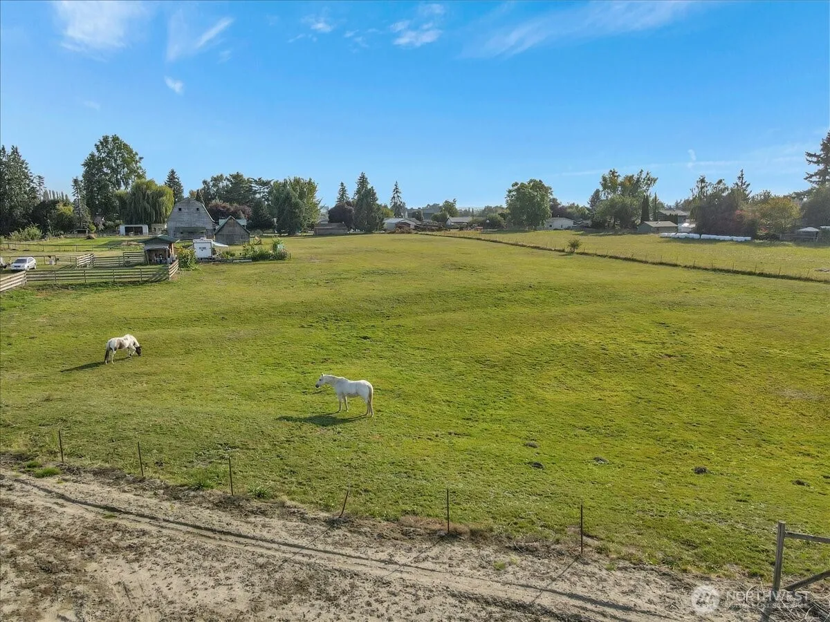 Property photo for 17506 State Route 526, Mount Vernon