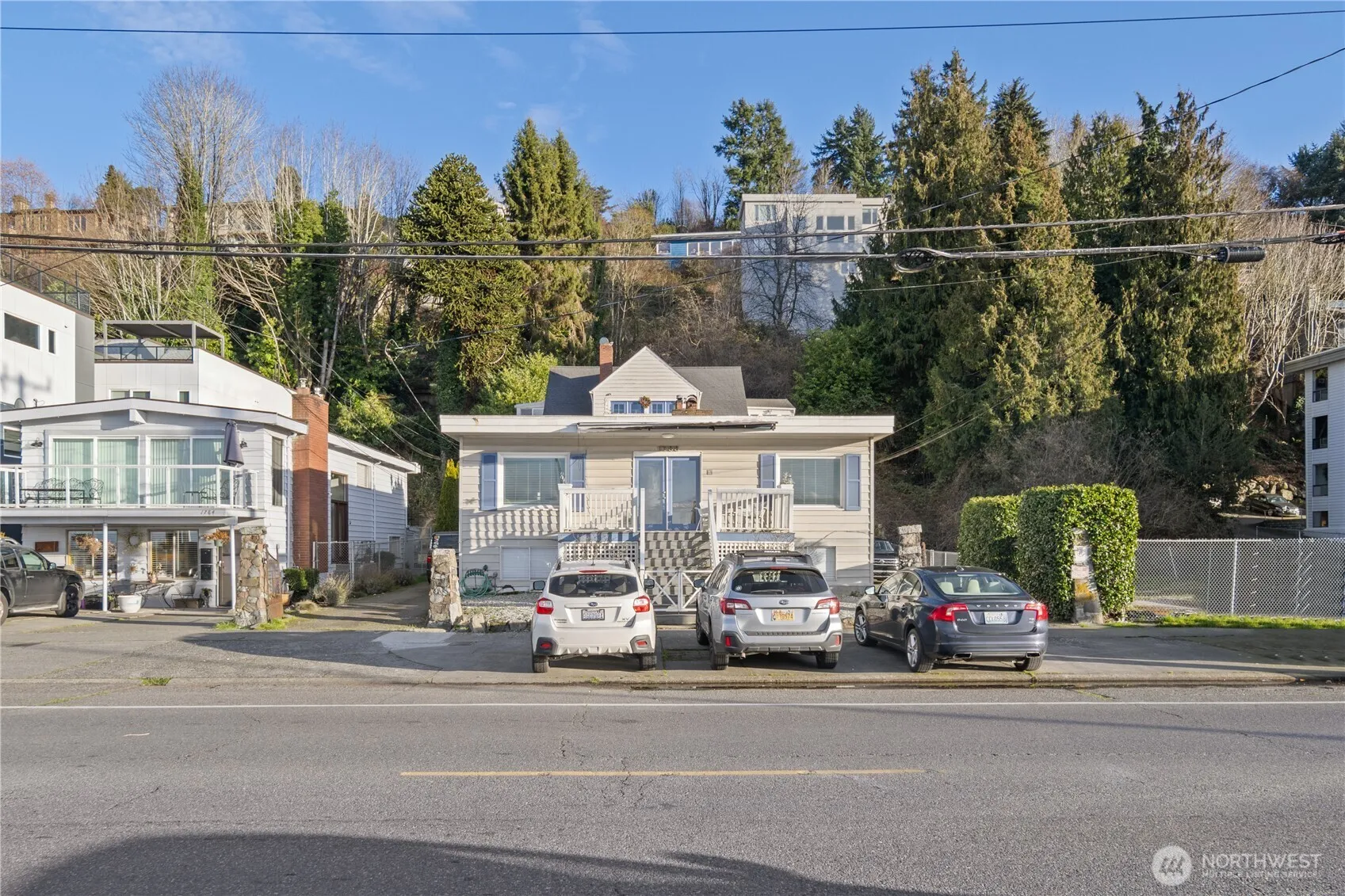 Property photo for 1788 Alki Avenue Sw, Seattle photo 2
