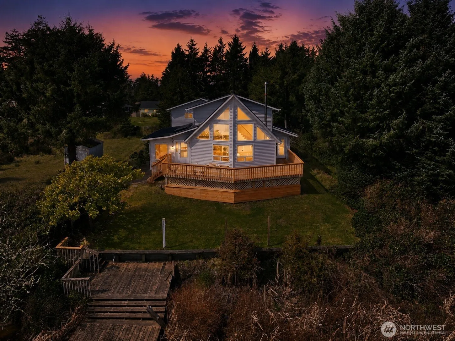 Property photo for 628 Weatherwax Loop Ne, Ocean Shores photo 2