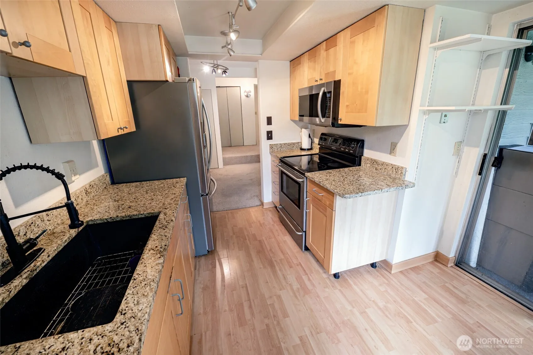 Property photo for 4635 W Lake Sammamish Parkway Se #g305, Issaquah photo 4