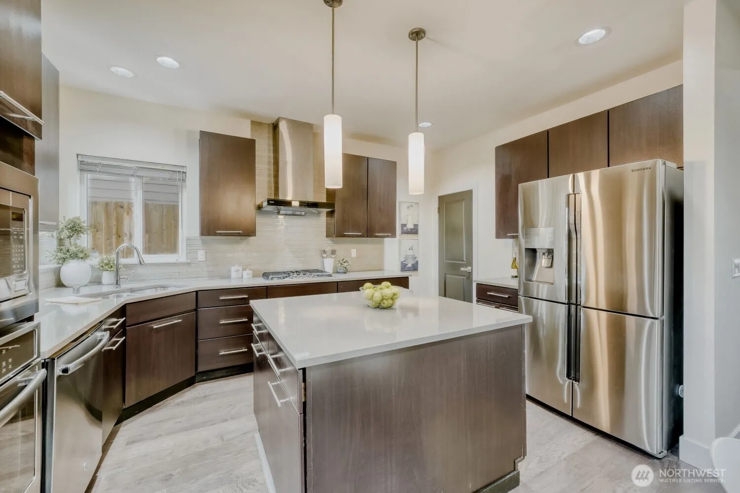 Property photo for 1900 240th Place Sw, Bothell photo 5