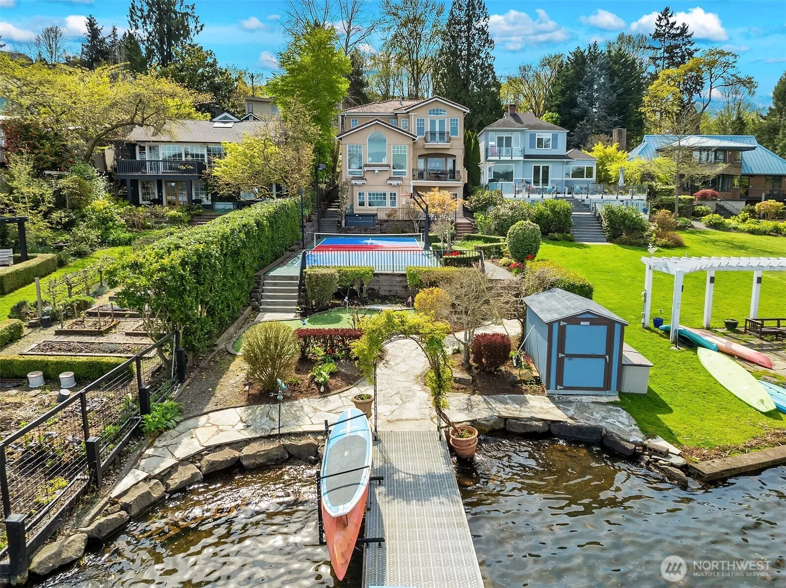 Property photo for 8772 Sand Point Way Ne, Seattle