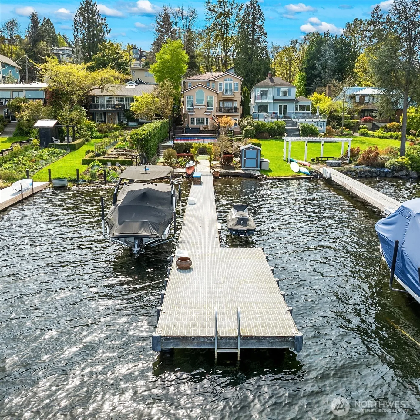 8772 Sand Point Way Ne, Seattle