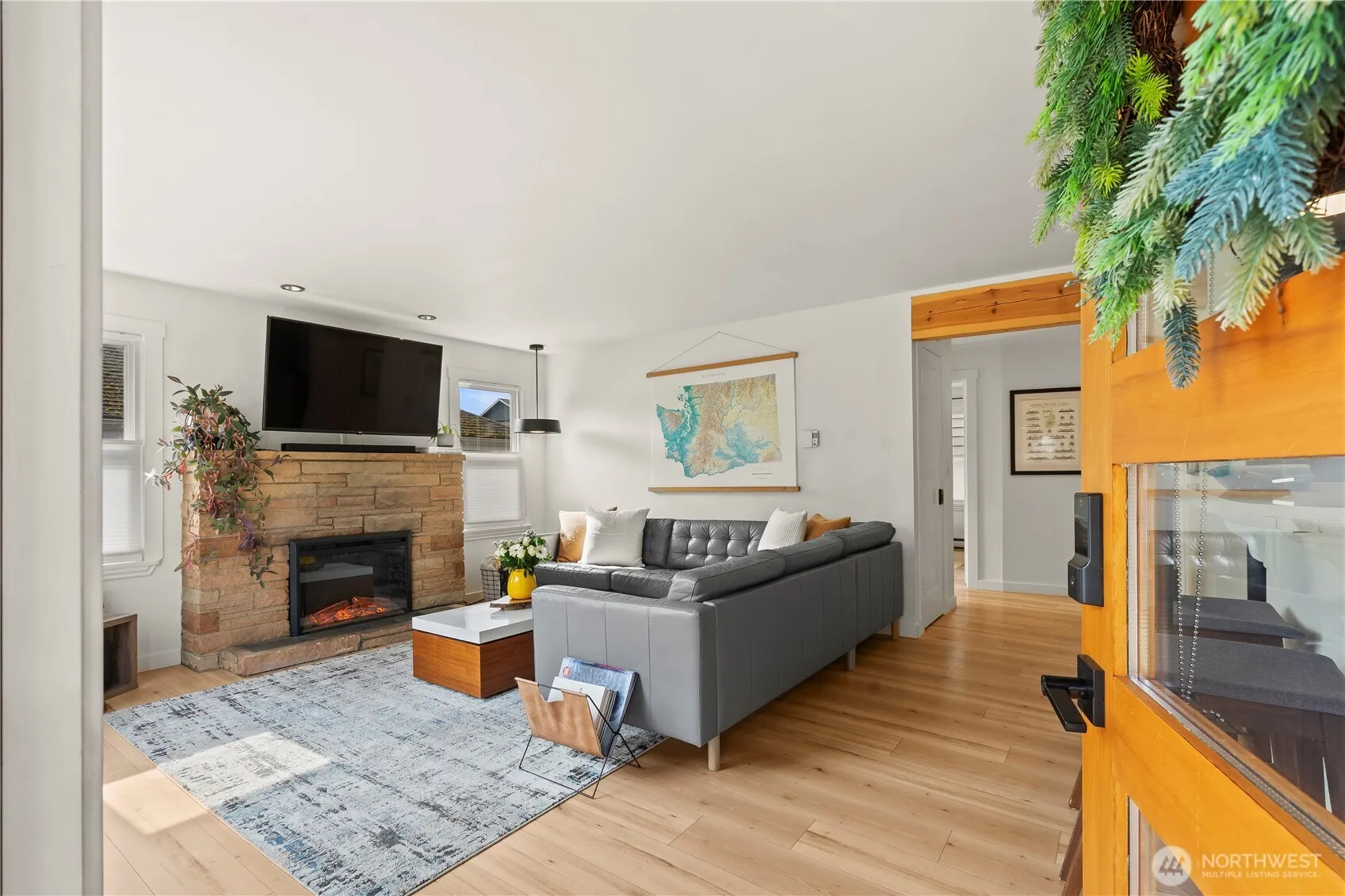 Property photo for 8053 16th Avenue Nw, Seattle photo 3