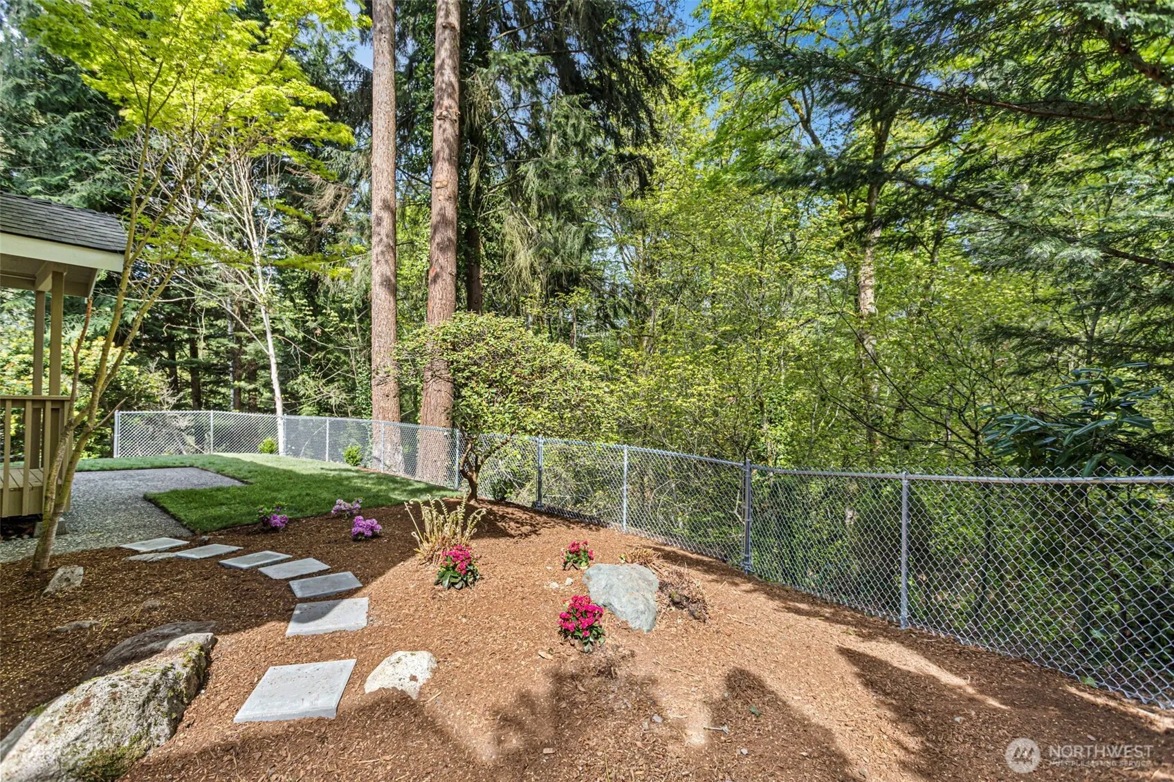 Property photo for 4800 152nd Place Se, Bellevue
