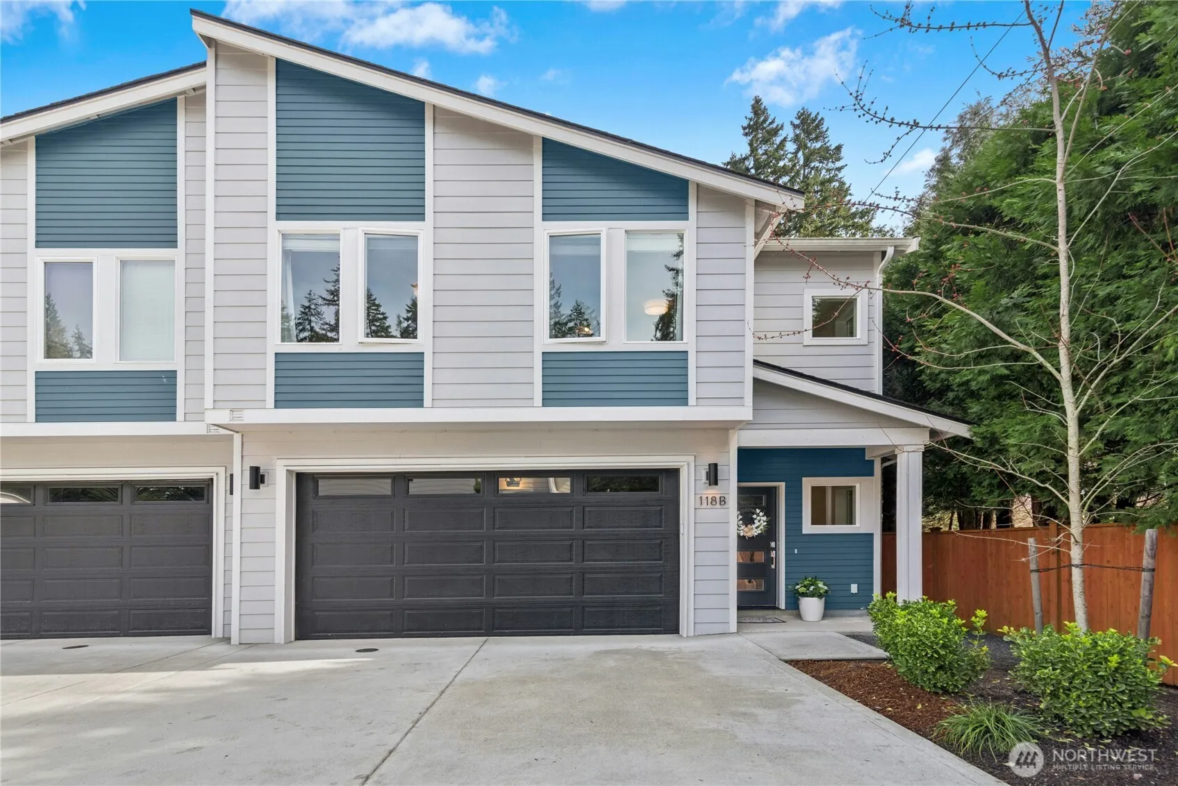 Property photo for 118 171st Place Sw #b, Bothell