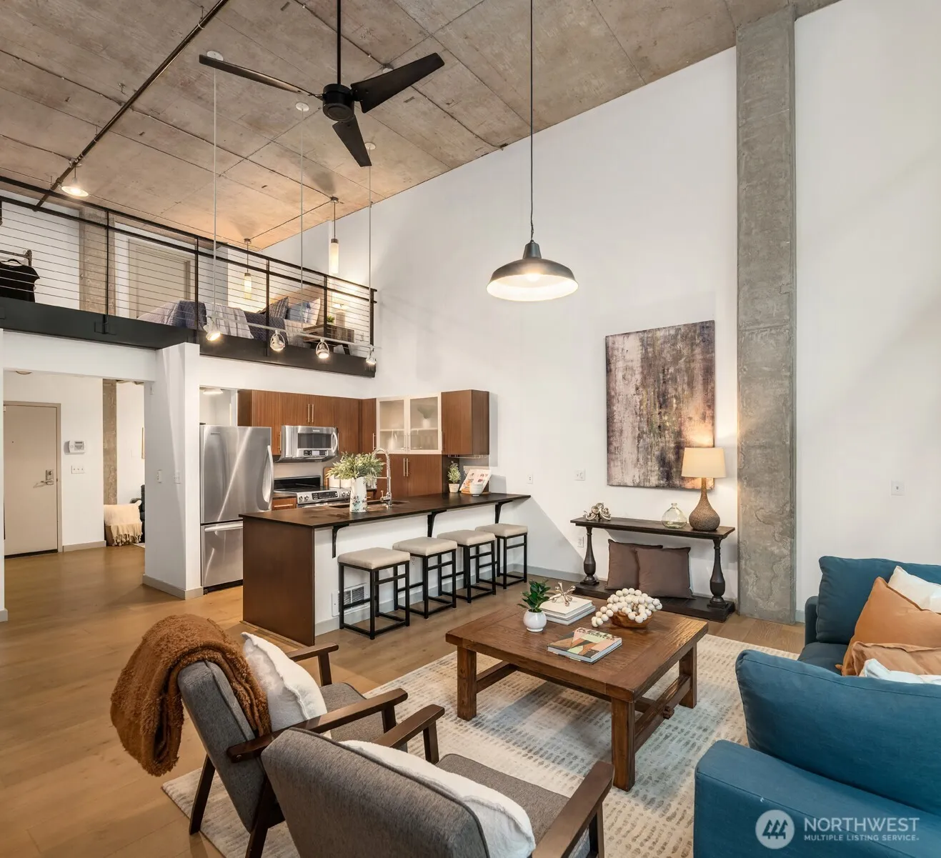 Property photo for 401 9th Avenue N #102, Seattle photo 5