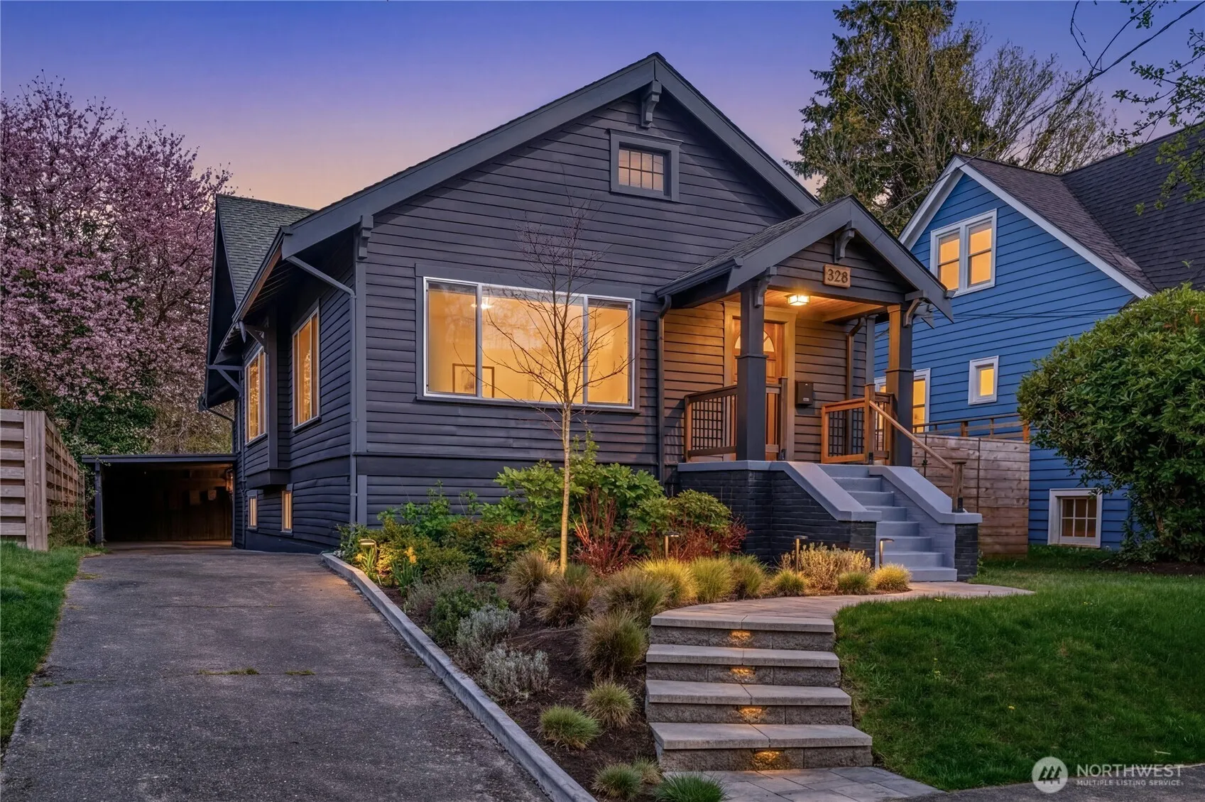 Property photo for 328 26th Avenue, Seattle