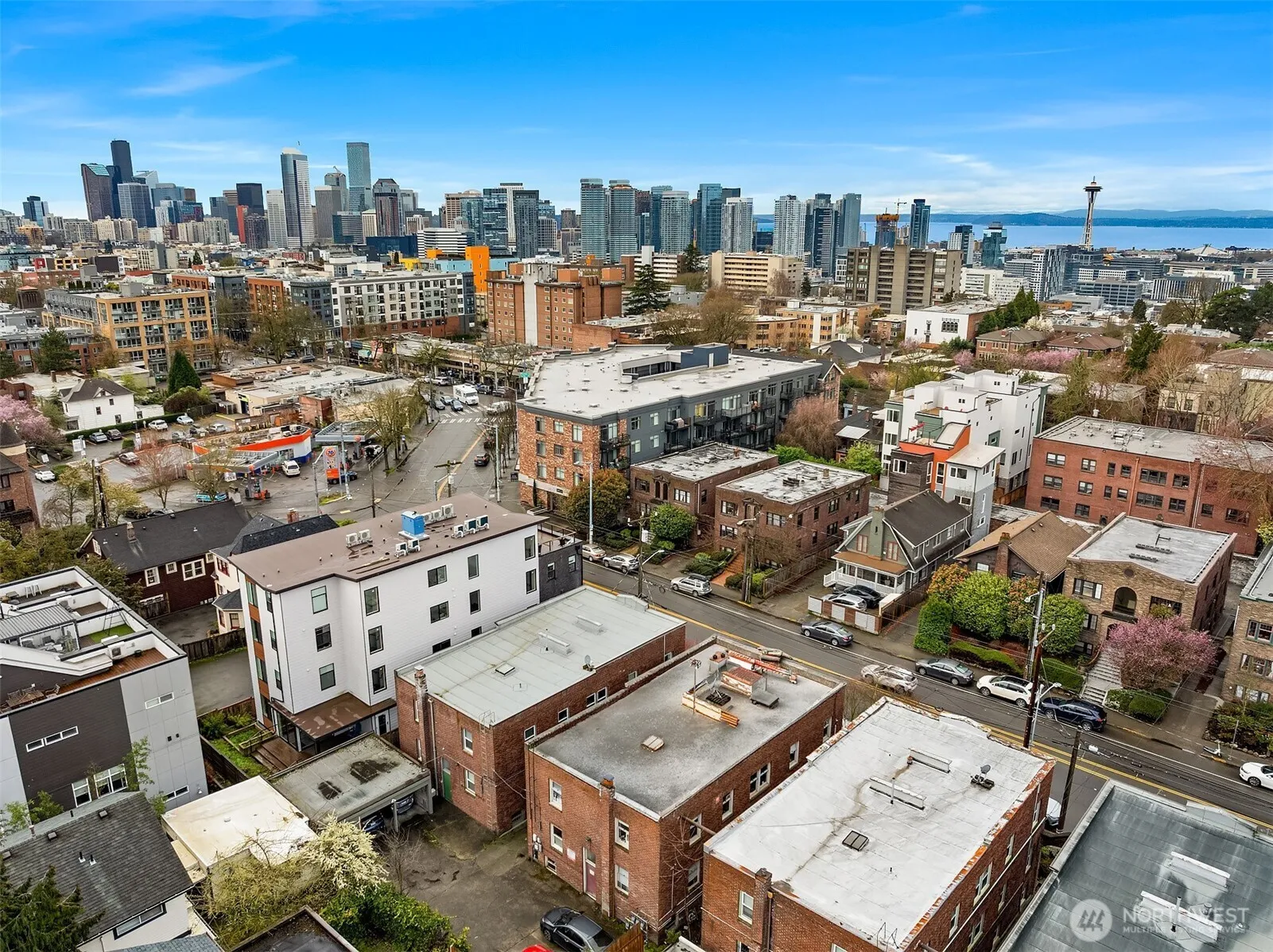 Property photo for 722 10th Avenue E, Seattle photo 4