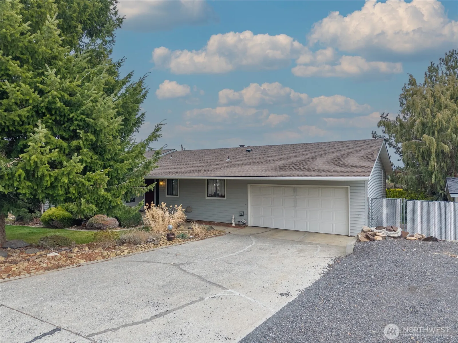 Property photo for 914 Roosevelt Boulevard, Ephrata