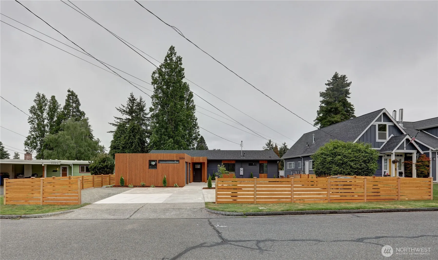 1324 N Hawthorne Street, Tacoma