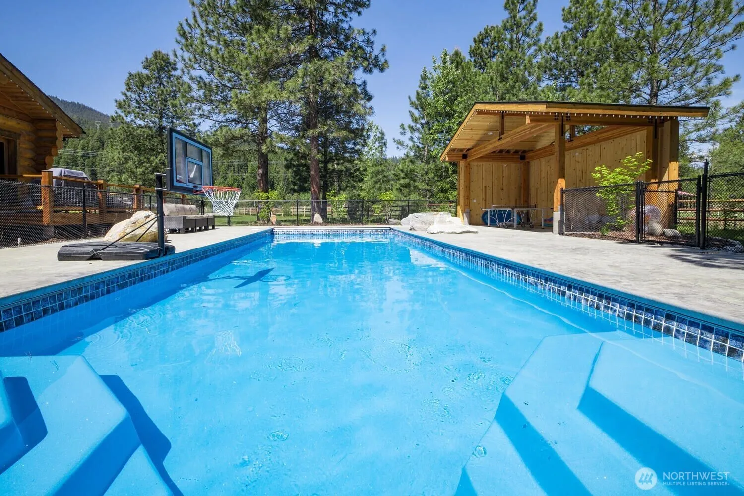 Property photo for 18135 River Road, Leavenworth photo 4