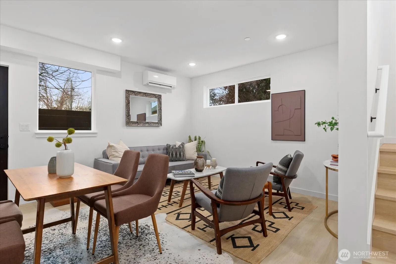 Property photo for 830 S Sullivan Street #b, Seattle photo 3