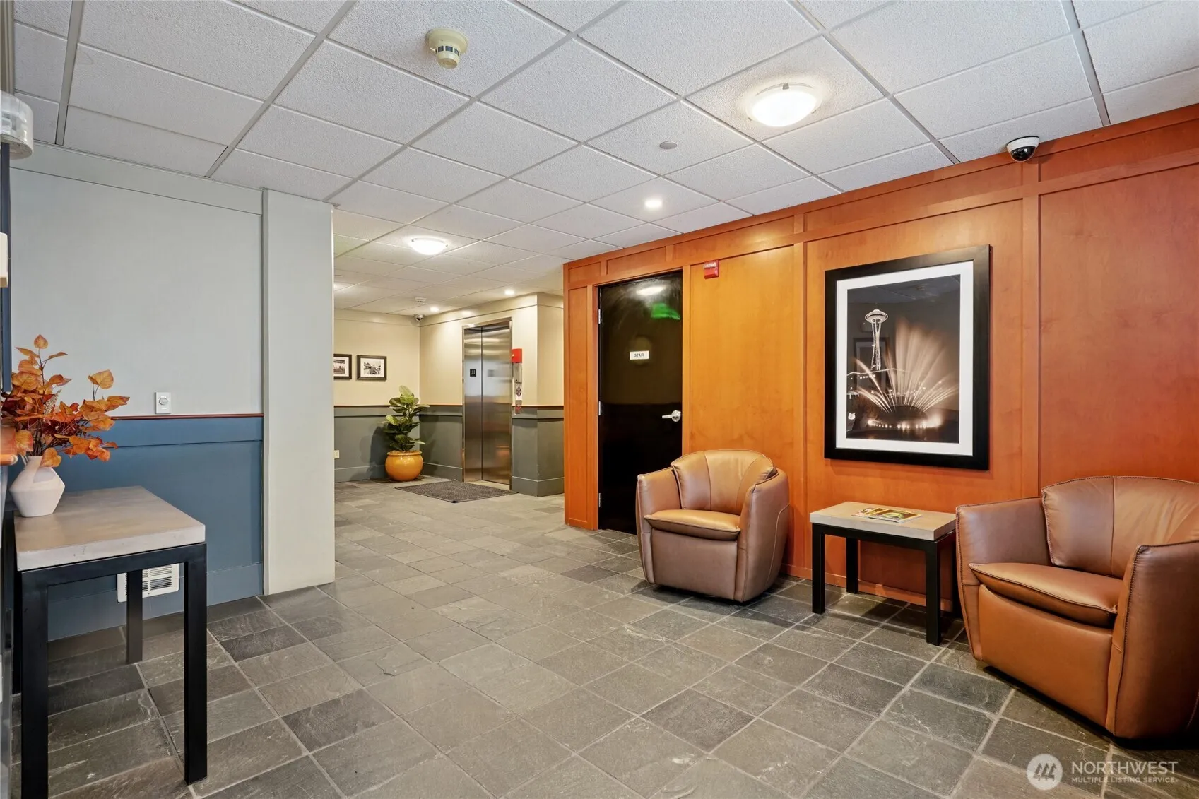 Property photo for 701 1st Avenue N #204, Seattle photo 3